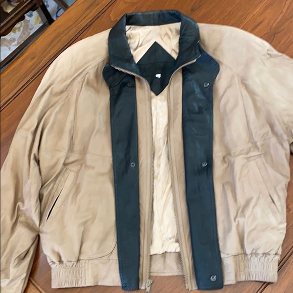 Beautiful St. Croix leather jacket size 42 - Picture 3 of 9